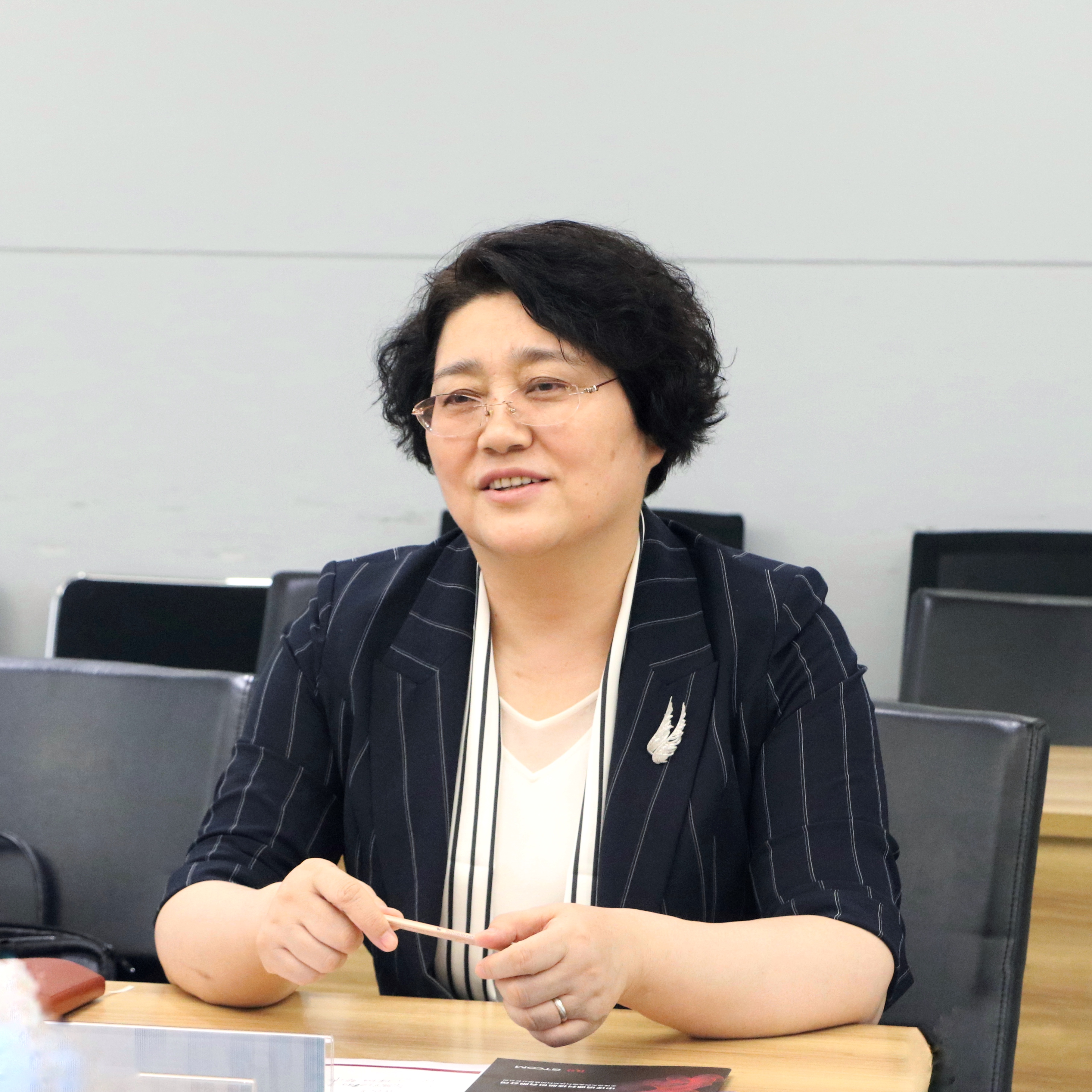 1682303886136148.jpg 1慶陽(yáng)市委常委、市委宣傳部部長(zhǎng)宋樹(shù)紅.jpg